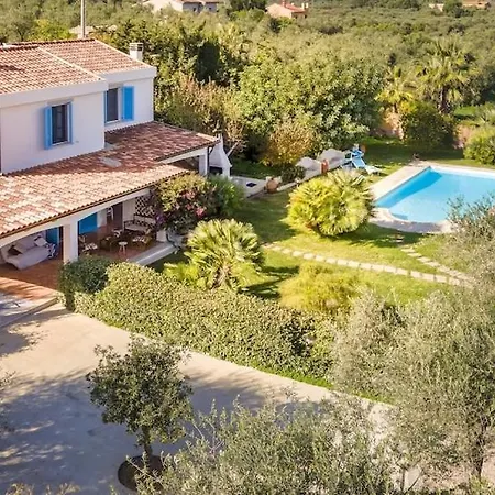 Villa Josephine Con Piscina E Parco Per 8 Ospiti Alghero
